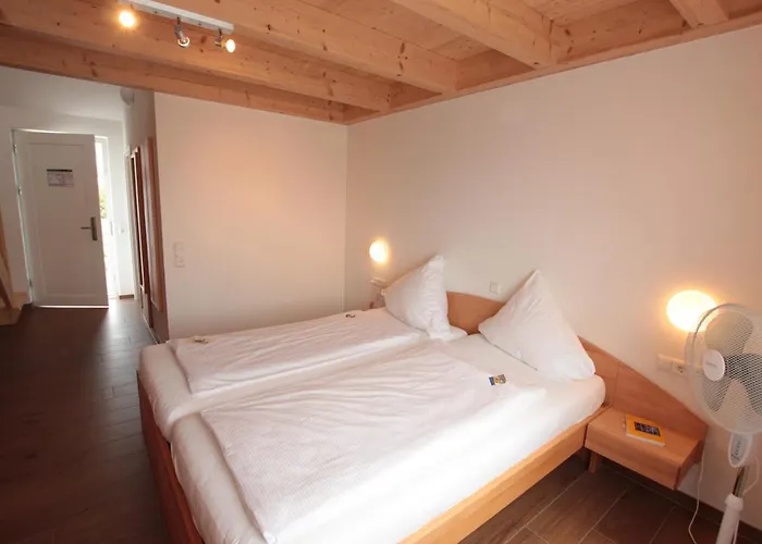 Sunnegaessle روست