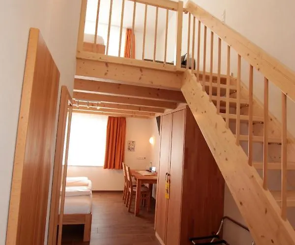 Otel Sunnegaessle 3*